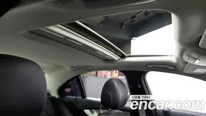 Mercedes-Benz C-Class, 2017 — миниатюра 19