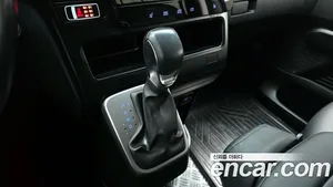 Hyundai Staria, 2023 — миниатюра 9