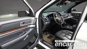 Ford Explorer, 2018 — миниатюра 11