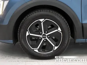 Kia Niro, 2022 — миниатюра 5