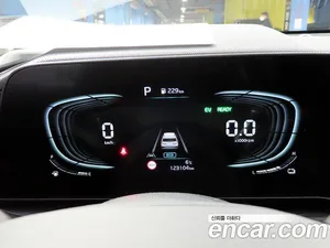 Kia Niro, 2022 — миниатюра 8