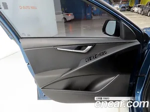 Kia Niro, 2022 — миниатюра 16