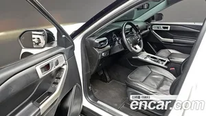 Ford Explorer, 2021 — миниатюра 12