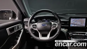 Ford Explorer, 2021 — миниатюра 13
