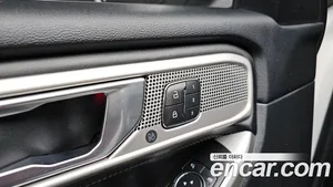 Ford Explorer, 2021 — миниатюра 17