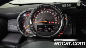Mini Cooper, 2017 — миниатюра 8