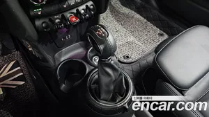 Mini Cooper, 2017 — миниатюра 9