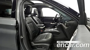 Ford Explorer, 2021 — миниатюра 10