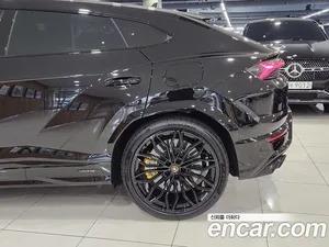 Lamborghini Urus, 2025 — миниатюра 5