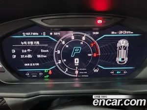 Lamborghini Urus, 2025 — миниатюра 7