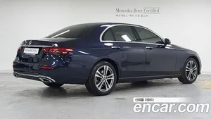 Mercedes-Benz E-Class, 2023 — миниатюра 2