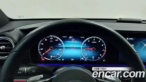 Mercedes-Benz E-Class, 2023 — миниатюра 8