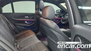 Mercedes-Benz E-Class, 2023 — миниатюра 10