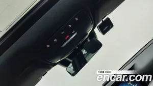 Mercedes-Benz E-Class, 2023 — миниатюра 17