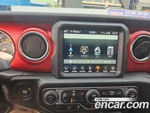 Jeep Wrangler, 2021 — миниатюра 10