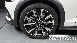 Volvo V60, 2023 — миниатюра 5