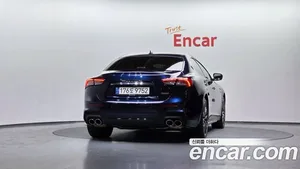 Maserati Ghibli, 2022 — миниатюра 4