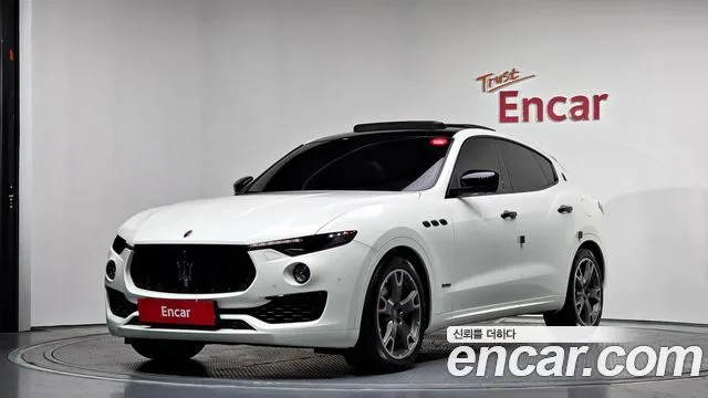 Maserati Levante, 2019 — фото автомобиля из Кореи