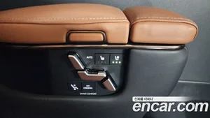 Toyota Alphard, 2024 — миниатюра 18
