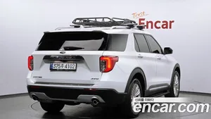 Ford Explorer, 2021 — миниатюра 2