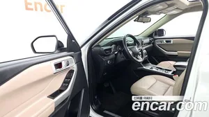 Ford Explorer, 2021 — миниатюра 11
