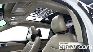 Ford Explorer, 2021 — миниатюра 17
