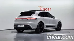 Porsche Macan, 2022 — миниатюра 1