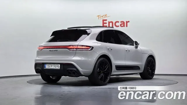 Porsche Macan, 2022 — фото автомобиля из Кореи