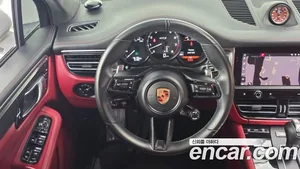 Porsche Macan, 2022 — миниатюра 12