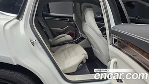 Porsche Panamera, 2019 — миниатюра 12