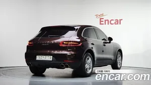 Porsche Macan, 2017 — миниатюра 2