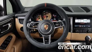 Porsche Macan, 2017 — миниатюра 13