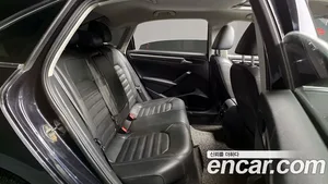 Volkswagen Passat, 2018 — миниатюра 12