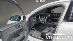 Volvo S60, 2022 — миниатюра 13