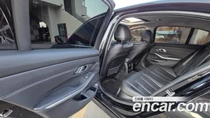 BMW 3-Series, 2022 — миниатюра 13
