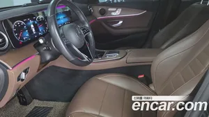 Mercedes-Benz E-Class, 2021 — миниатюра 9