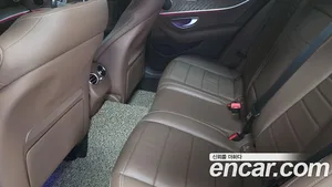 Mercedes-Benz E-Class, 2021 — миниатюра 10