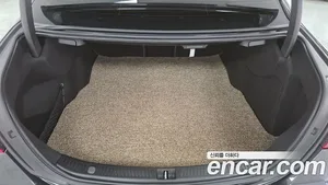 Mercedes-Benz E-Class, 2021 — миниатюра 11