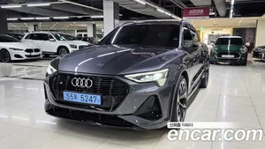 Audi e-tron, 2022 — миниатюра 1
