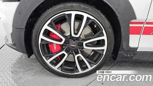 Mini Clubman, 2023 — миниатюра 5