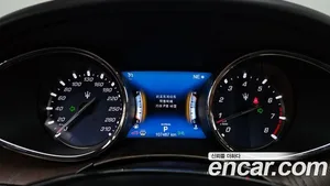 Maserati Quattroporte, 2020 — миниатюра 8