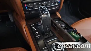 Maserati Quattroporte, 2020 — миниатюра 9