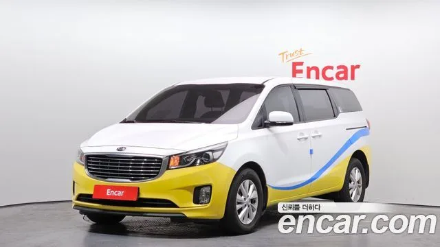 Kia Carnival, 2015 — фото автомобиля из Кореи