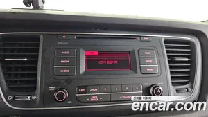 Kia Carnival, 2015 — миниатюра 16