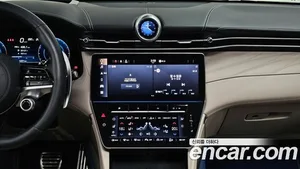 Maserati Grecale, 2023 — миниатюра 15