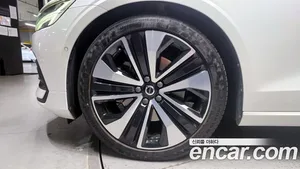 Volvo S60, 2023 — миниатюра 5