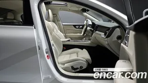Volvo S60, 2023 — миниатюра 10
