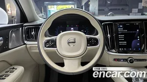 Volvo S60, 2023 — миниатюра 13