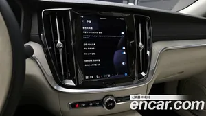 Volvo S60, 2023 — миниатюра 15