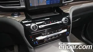 Ford Explorer, 2022 — миниатюра 17